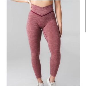 Balance Athletica Vitality Daydream V Crossover Blackberry Rose Leggings